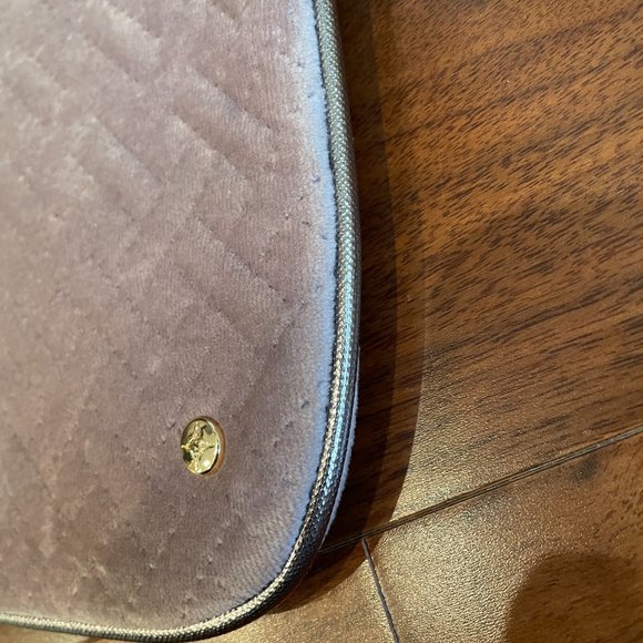 Stephanie Johnson Milan Large Flat Wristlet - Picture 4 of 7